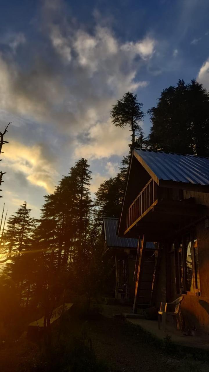 Deep In Woods Villa Jibhi Exterior photo